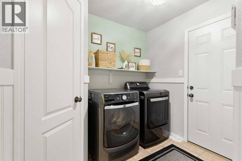54 Vista Close SE, Medicine Hat, photo 6