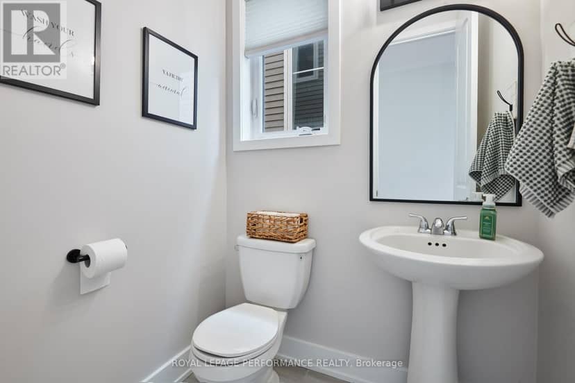 56 Pelham Crescent — photo 14 of 37