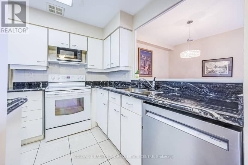 PH22 - 32 Clarissa Drive — photo 22 of 40