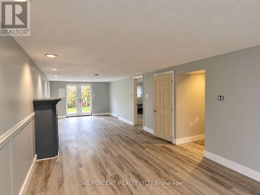 526 Highland Crescent — photo 20 of 34