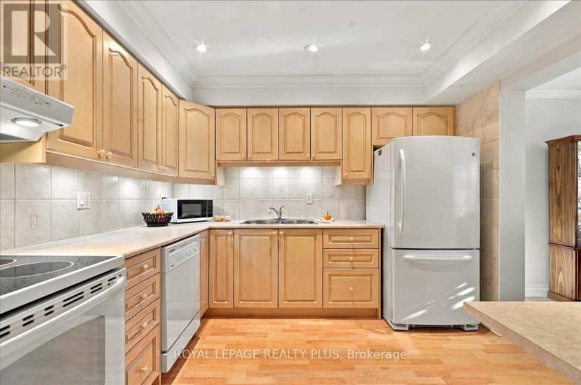 4 - 1951 Rathburn Road E — photo 12 of 40