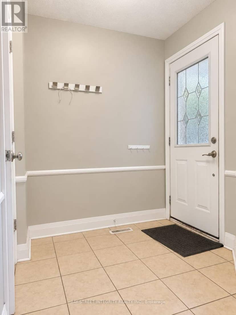 29 - 1580 Lancaster Drive — photo 3 of 29