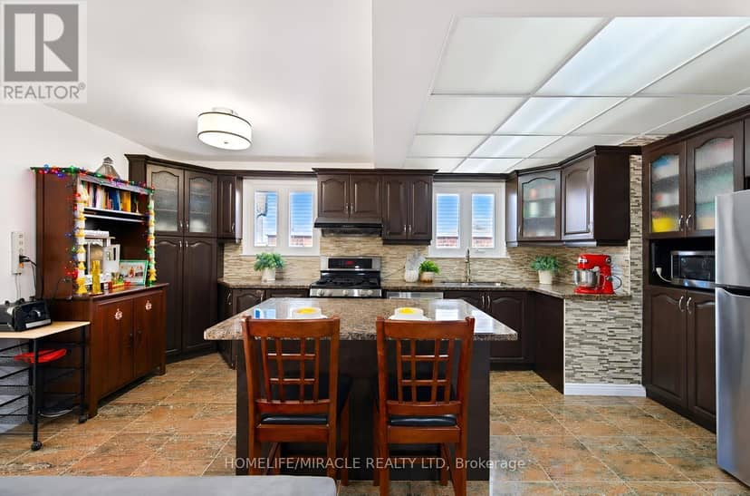14 Tinton Crescent — photo 14 of 40
