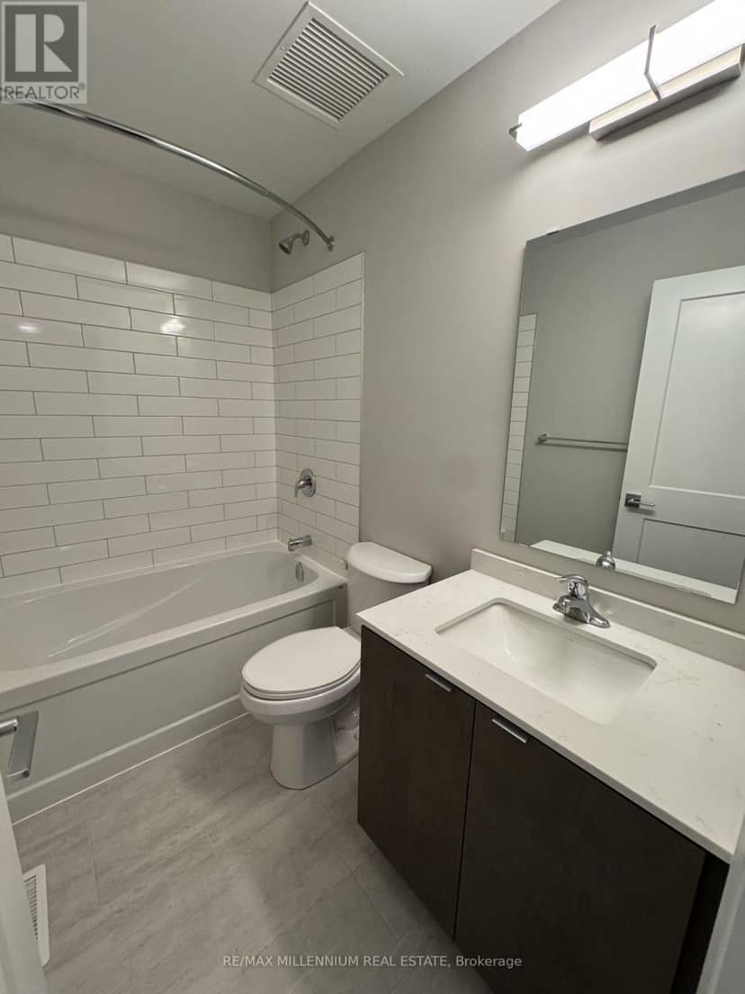 214 - 708 Woolwich Street — photo 10 of 21