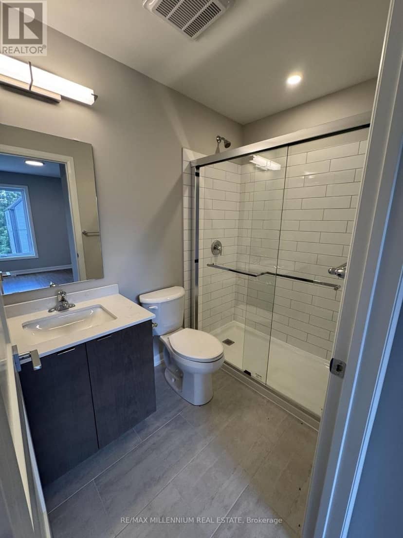 214 - 708 Woolwich Street — photo 12 of 21
