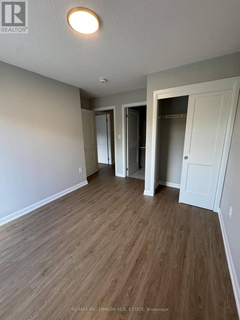 214 - 708 Woolwich Street — photo 13 of 21