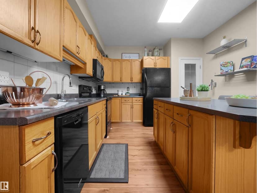 #206 12111 51 AV NW — photo 11 of 39