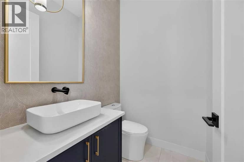 924 33A Street NW — photo 16 of 40