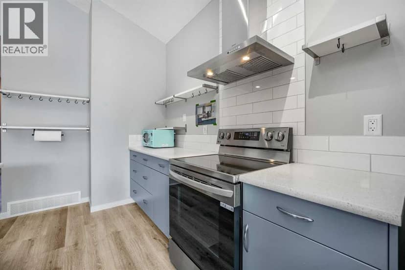 156 Belmont Boulevard SW — photo 12 of 40