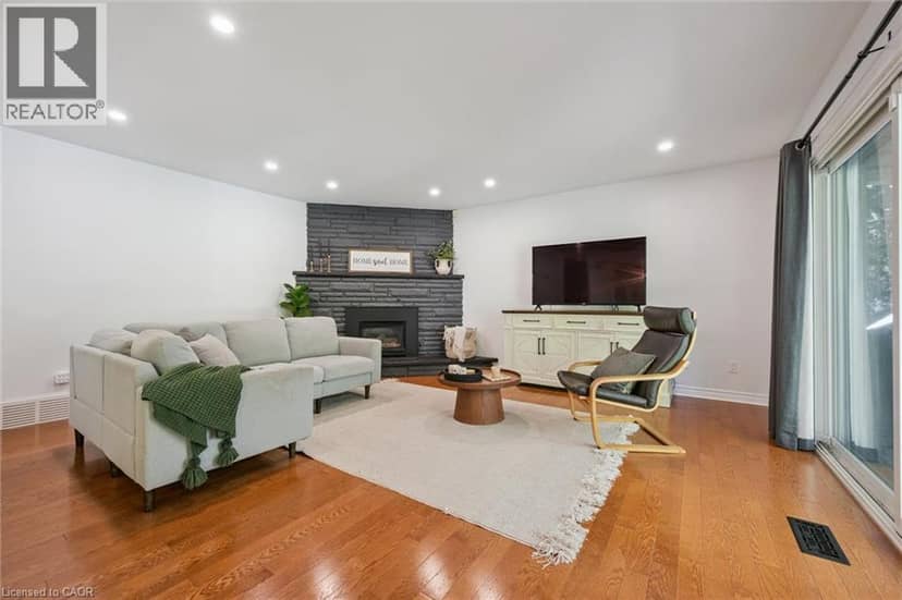 51 CAYLEY Court — photo 12 of 40