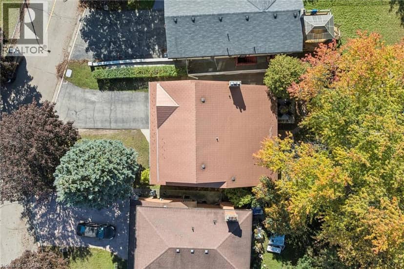 51 CAYLEY Court — photo 34 of 40