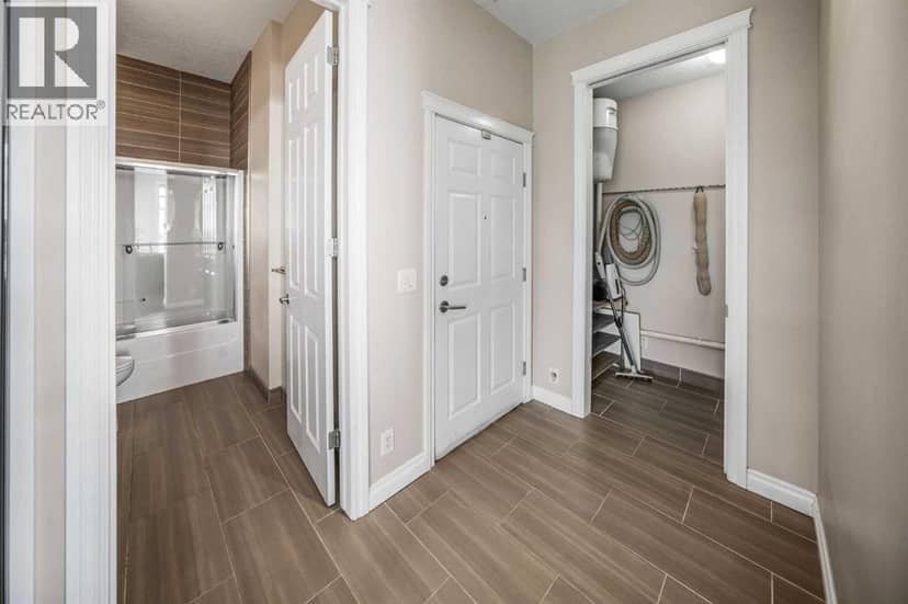 619, 950 Centre Avenue NE — photo 31 of 40