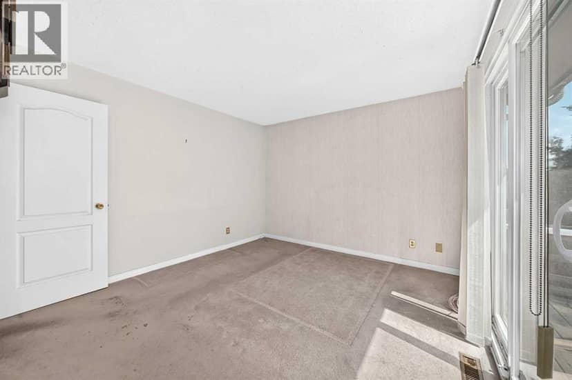 6437 Coach Hill Road SW — photo 12 of 40