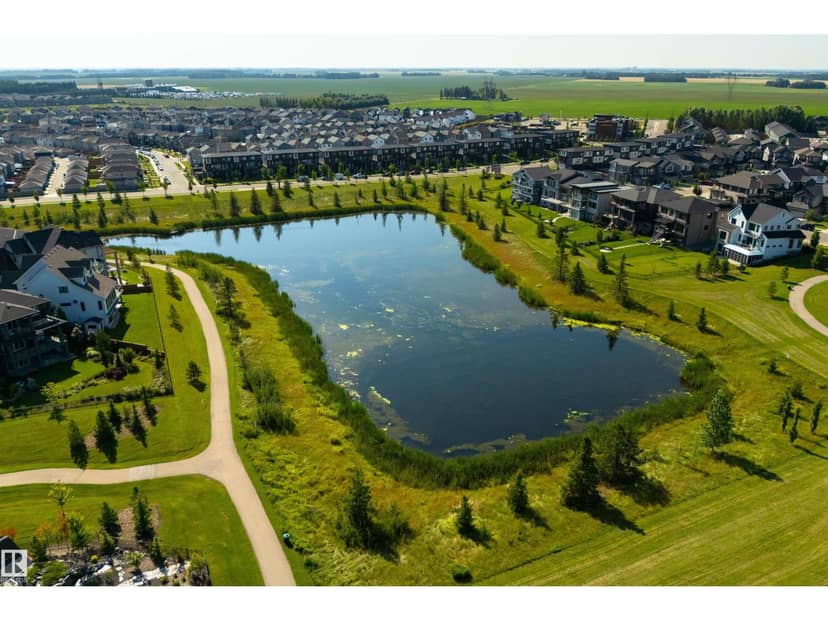 8265 Chappelle Wy SW, Edmonton, photo 3