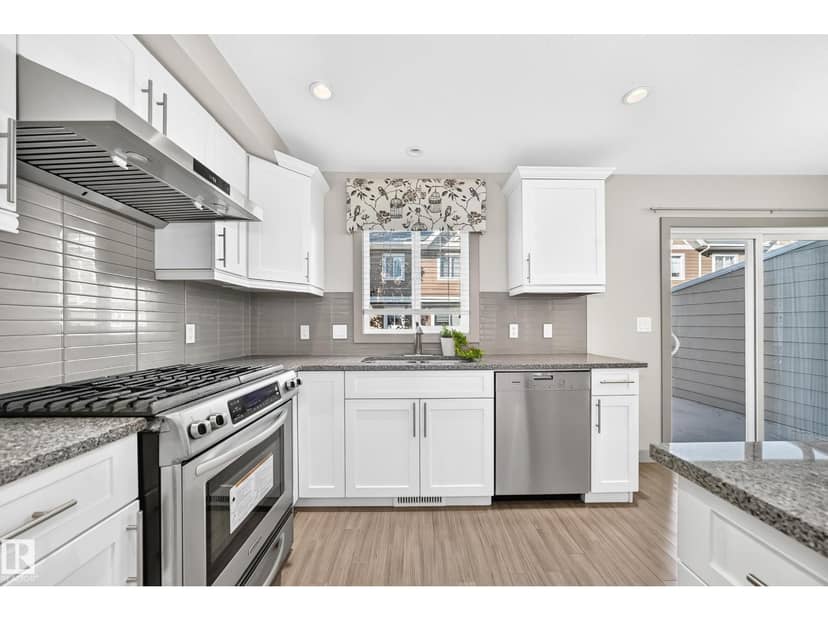 #33 1150 Windermere Wy SW — photo 16 of 40