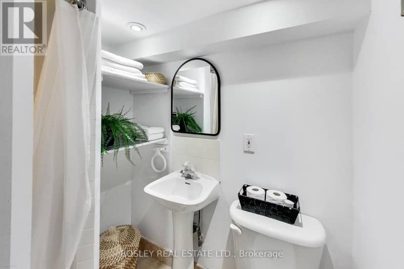 97 Oakcrest Avenue — photo 33 of 40