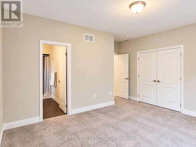 2997 Stone Ridge Boulevard — photo 17 of 40