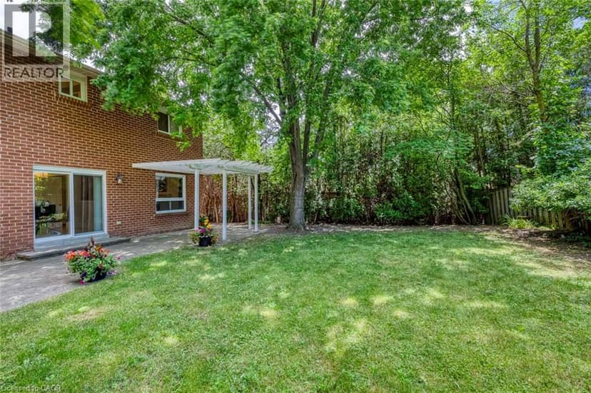 1025 VANIER Drive — photo 39 of 40