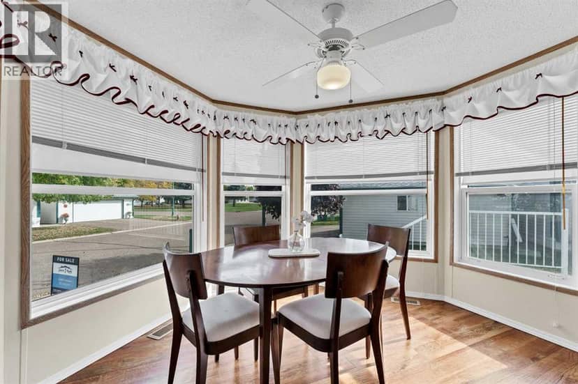 111, 1600 Strachan Road SE — photo 15 of 37