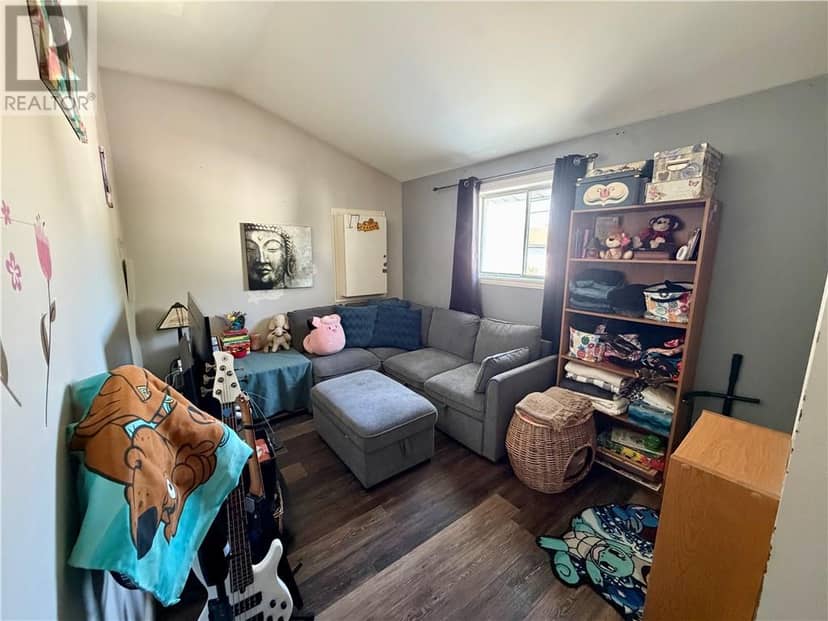 153-157 Birch Street — photo 17 of 40