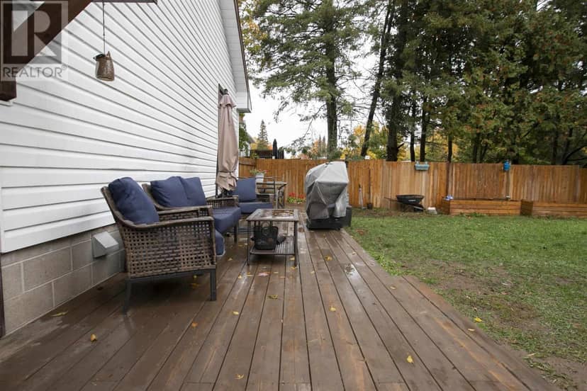 1426 Peoples RD — photo 12 of 40