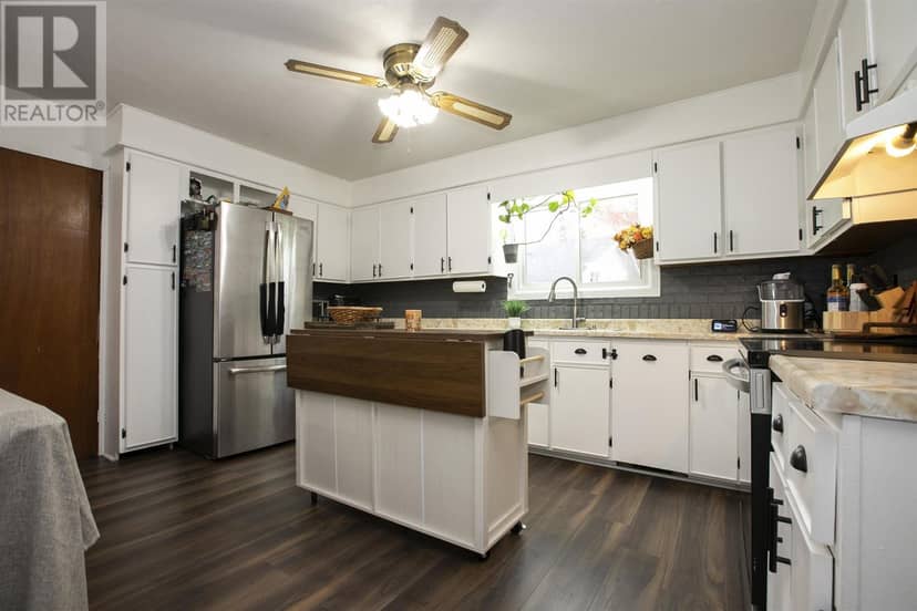 1426 Peoples RD — photo 21 of 40