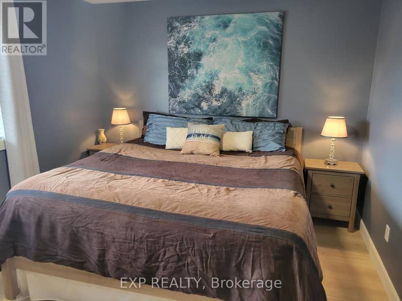 74 Buchanan Street — photo 11 of 29