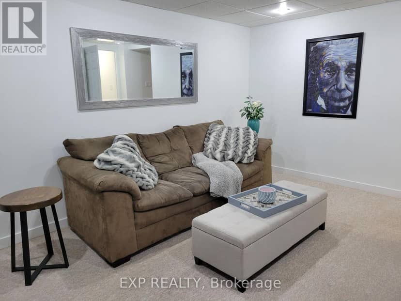 74 Buchanan Street — photo 17 of 29