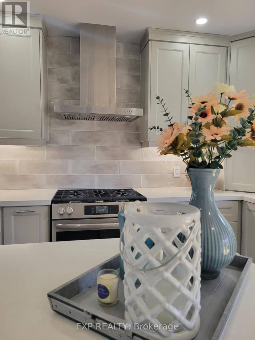 74 Buchanan Street, Barrie, photo 5