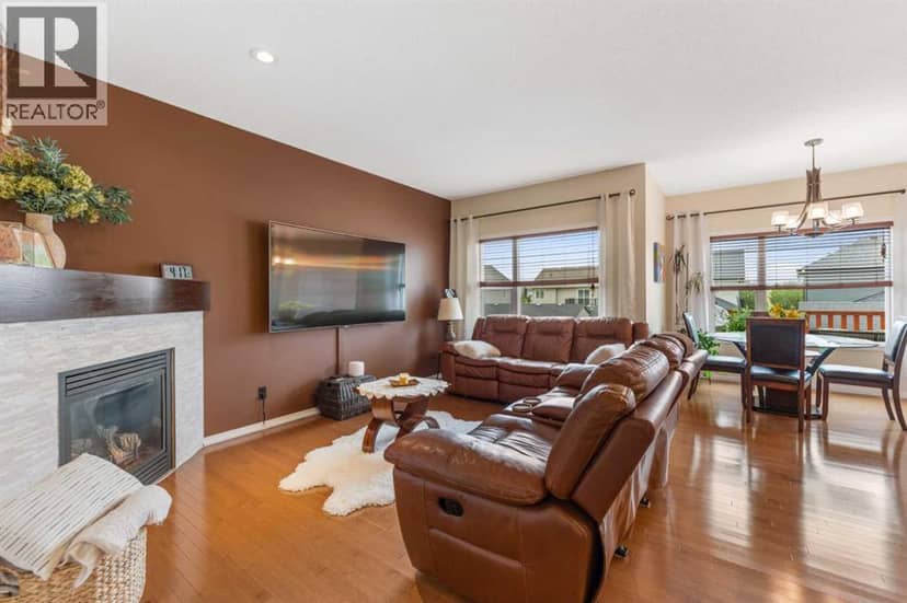 29 Brightoncrest Heights SE — photo 13 of 40