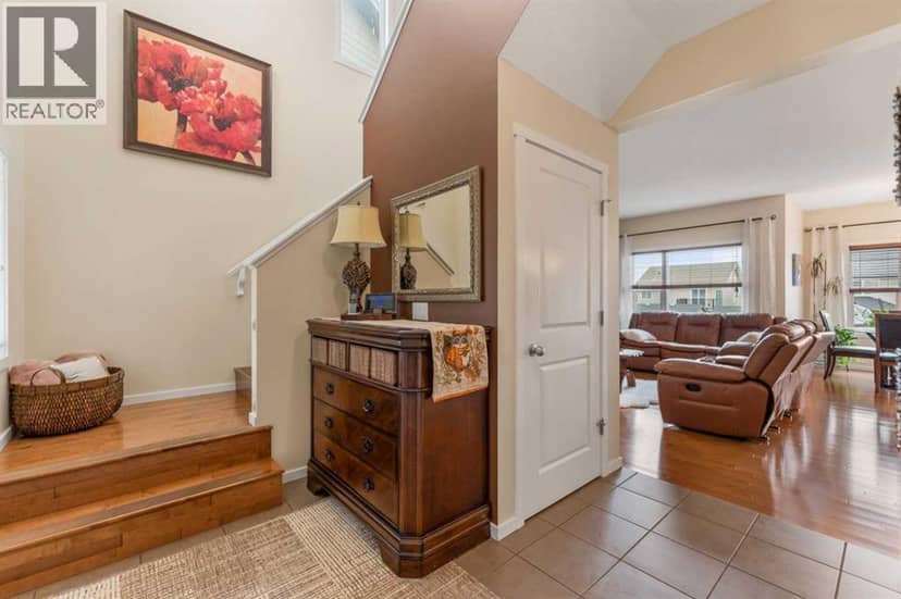29 Brightoncrest Heights SE — photo 12 of 40