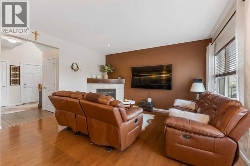 29 Brightoncrest Heights SE — photo 15 of 40