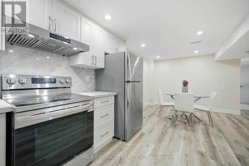 33 Ridgefield Court — photo 37 of 40