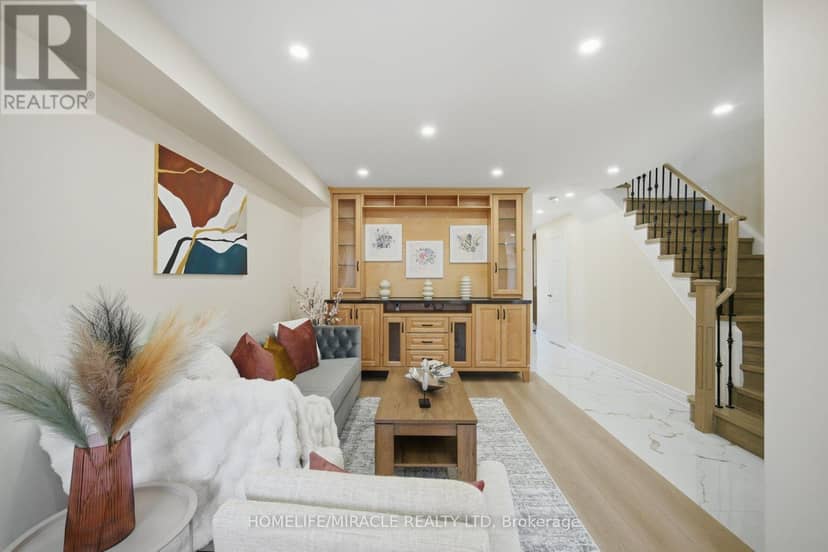 33 Ridgefield Court, Brampton, photo 8