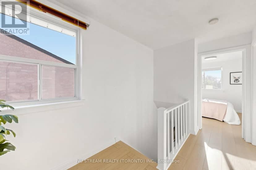 177 Vauxhall Drive — photo 15 of 33