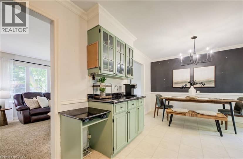 398 BOYNE Avenue — photo 18 of 39