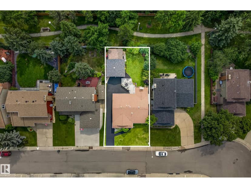 11727 27 AV NW — photo 9 of 40