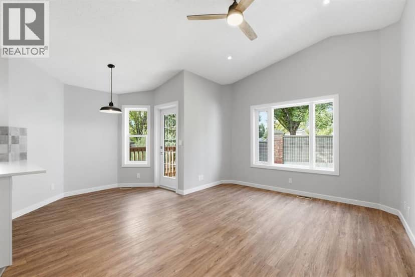 319 Citadel Hills Place NW, Calgary, photo 3