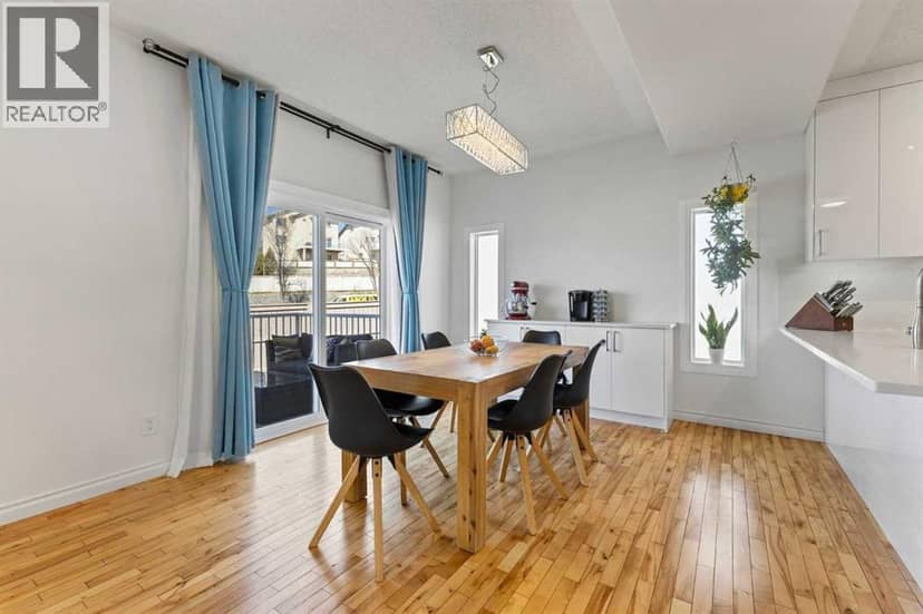 82 Country Hills Gardens NW — photo 10 of 34