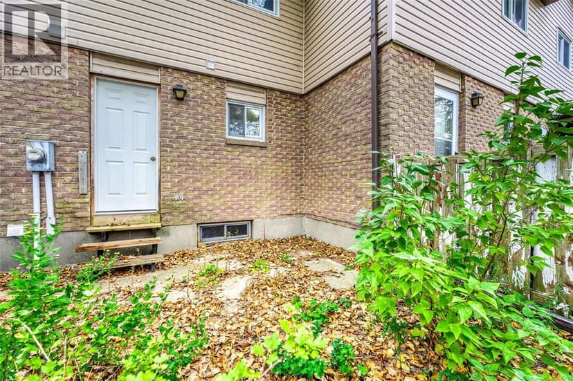243 HAMPTON AVENUE Unit# 13, Sarnia, photo 3