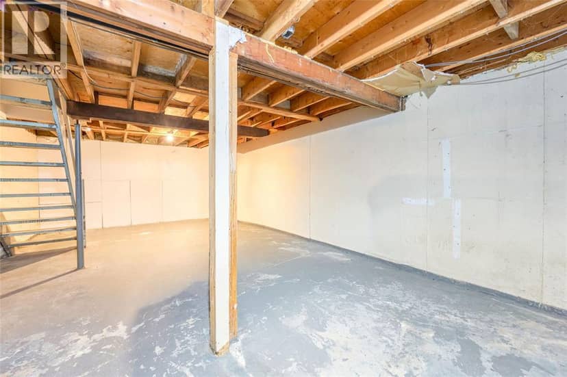 243 HAMPTON AVENUE Unit# 13 — photo 20 of 20