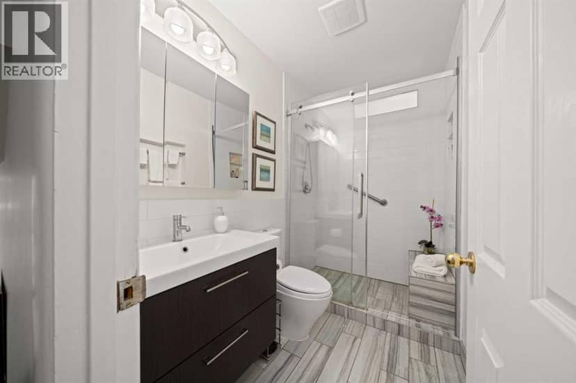 1323 University Drive NW — photo 23 of 40