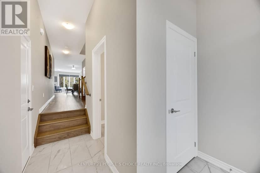 543 Celandine Terrace, Milton, photo 5