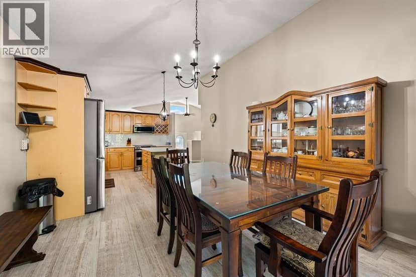 5806 23 Street — photo 13 of 40