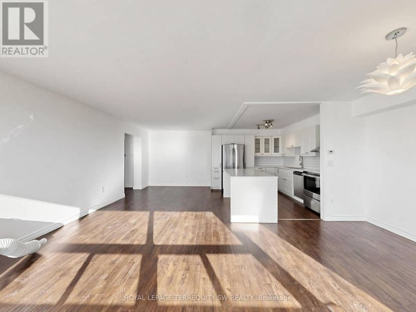 2301 - 360 Ridelle Ave Avenue, Toronto, photo 5