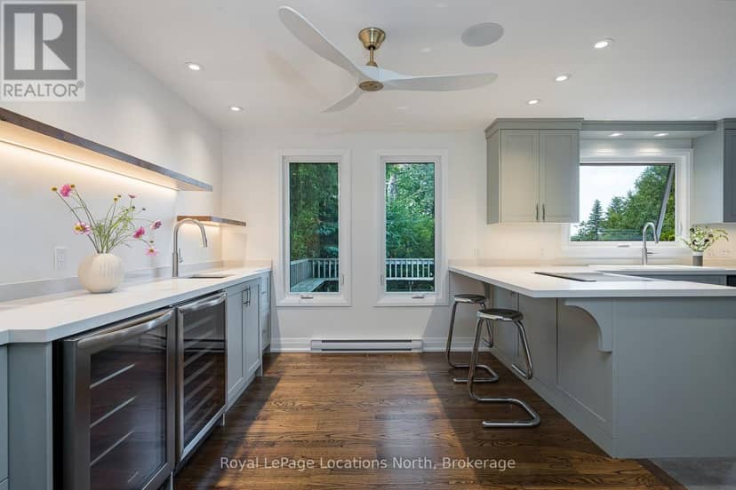 97 & 99 Huron Street — photo 11 of 40