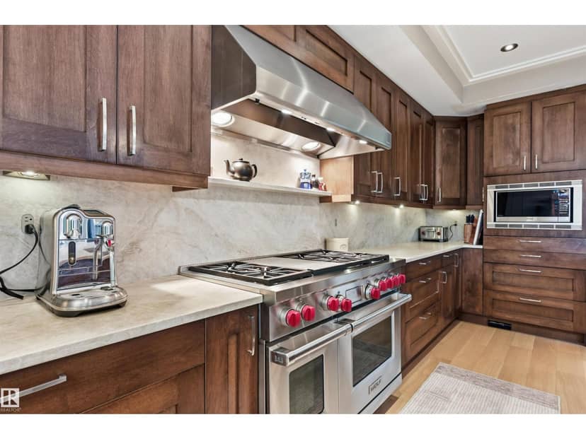 2446 Martell Cr NW — photo 16 of 40