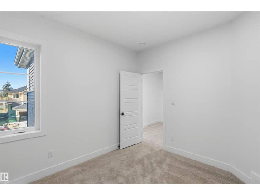1790 Crossbill LO NW — photo 32 of 40