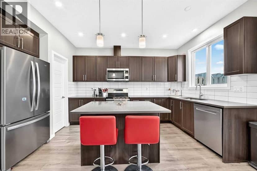 329 Seton Circle SE, Calgary, photo 5