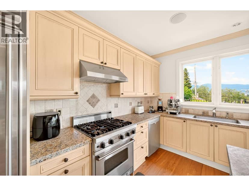 3835 W 12th Avenue — photo 11 of 40
